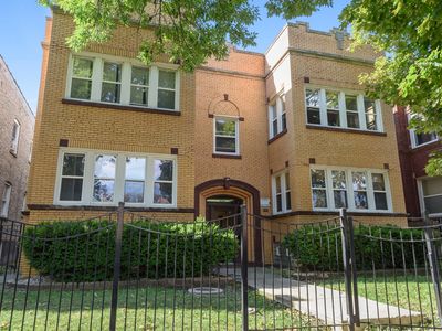 4145 W Barry Ave #1E, Chicago, IL, 60641