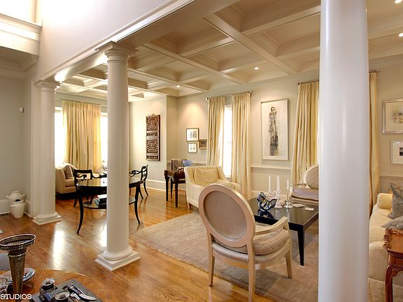 Living area with sitting Rm