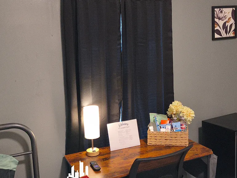 2483 Vandale Ave — Photo 10