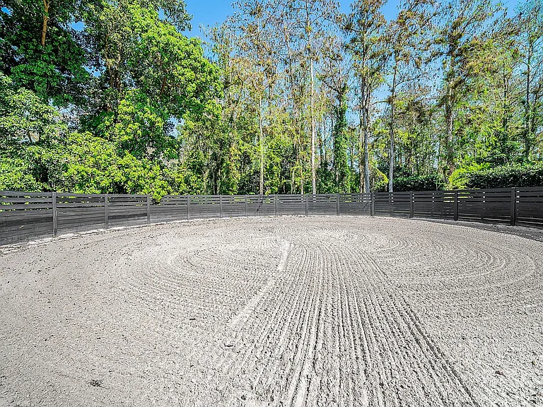 6149 Park Ln E #BARN — Photo 30