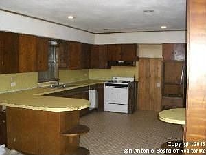 5th image of 531 W Drexel Ave