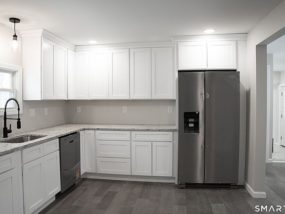 5th image of 245 Birch Road