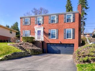 146 Morrison Dr, Pittsburgh, PA 15216
