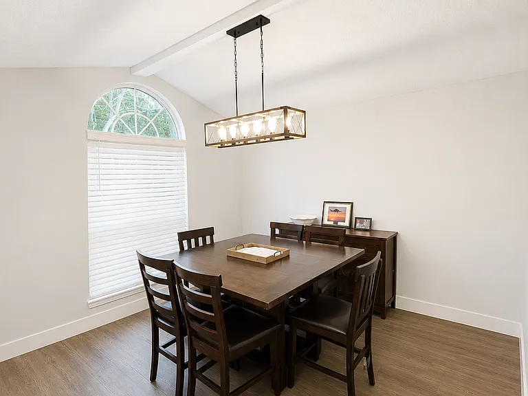 3473 Ayrshire St — Photo 3