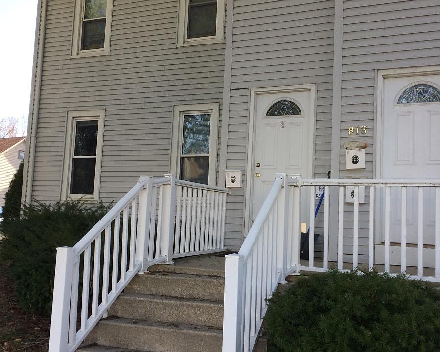 Private Front Entrance