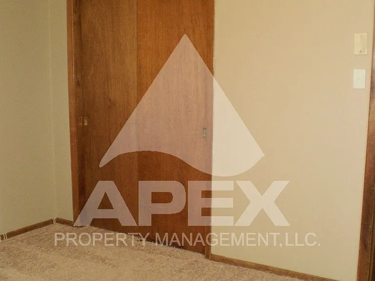 312 Watauga Dr — Photo 15