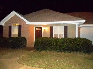 206 Hickory Cir, Pearl, MS 39208