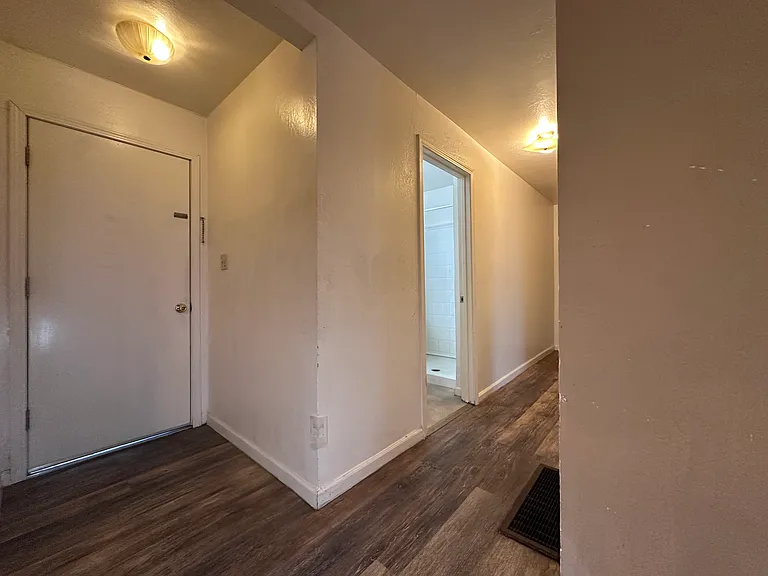 331 North St #4 — Photo 2