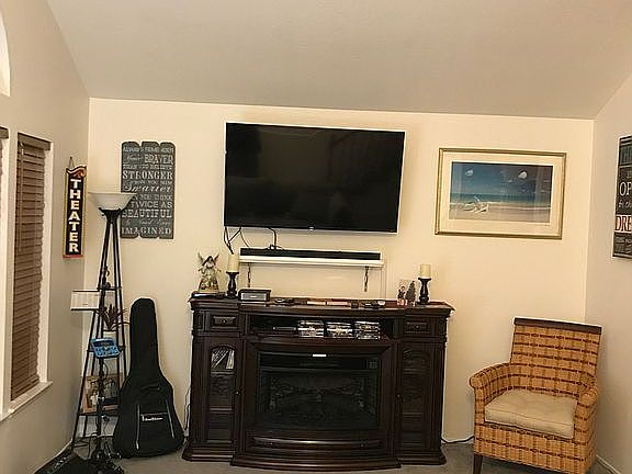 3rd image of 795 Portside Cir