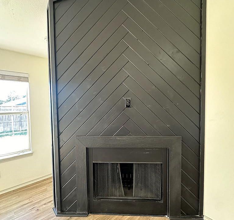 1st image of 1202 Hugo Ln