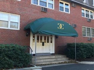 34 Padanaram Rd UNIT 211, Danbury, CT 06811