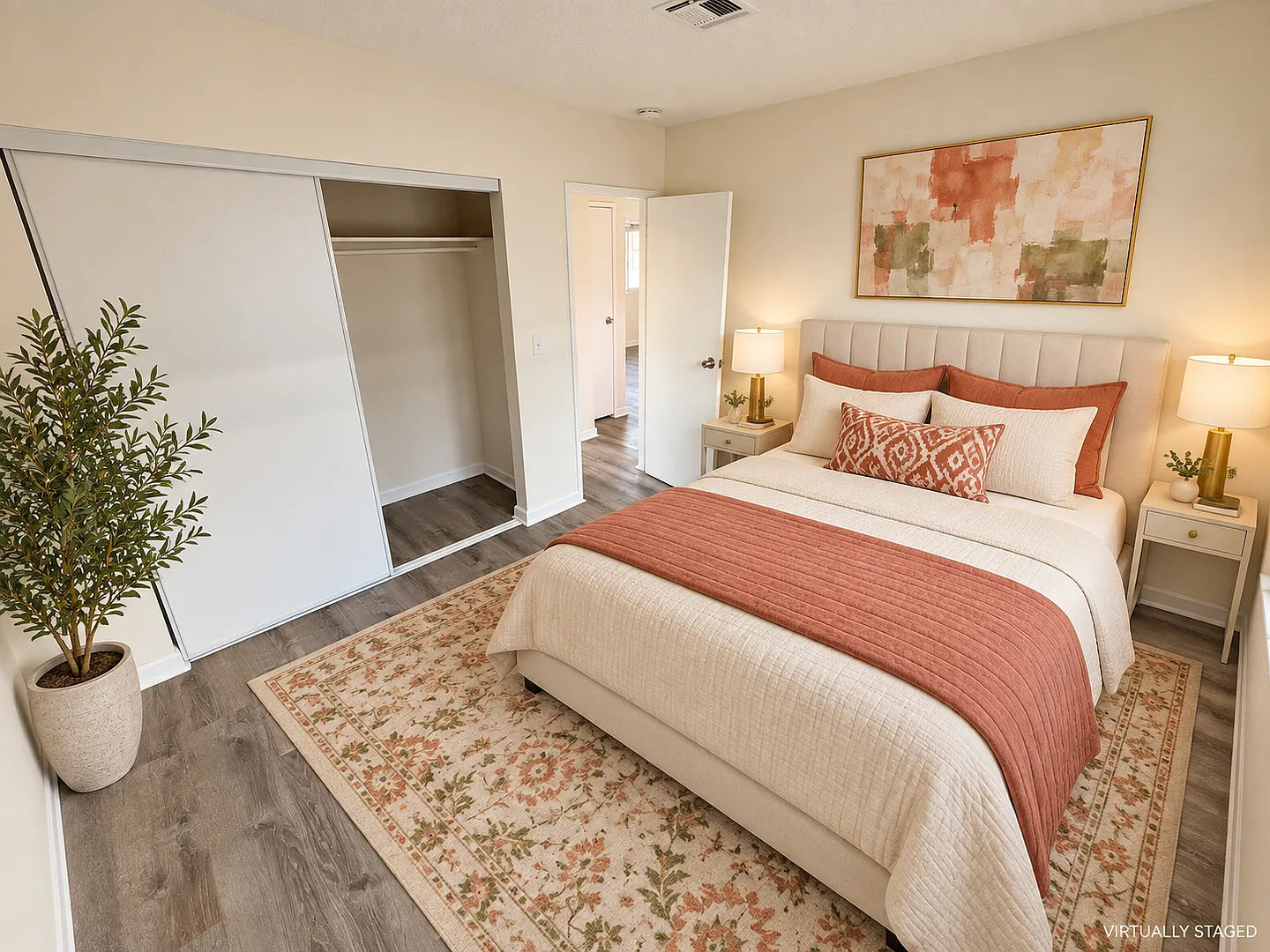 225 E Foster Ave. Unit 4 — Photo 4