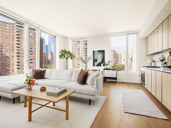 4th image of 280 W 24th St #6P
