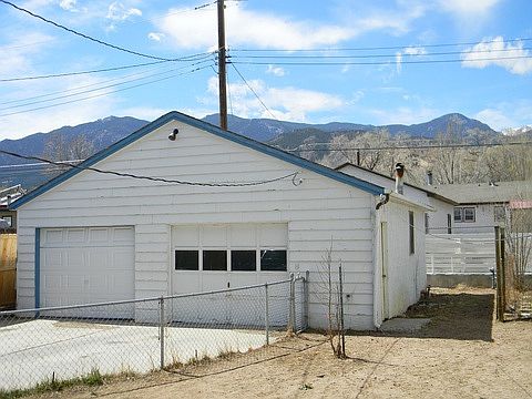 Large detached 2 car garage