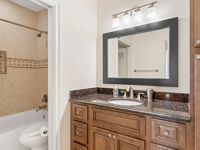 3219 Karen Dr — Photo 15