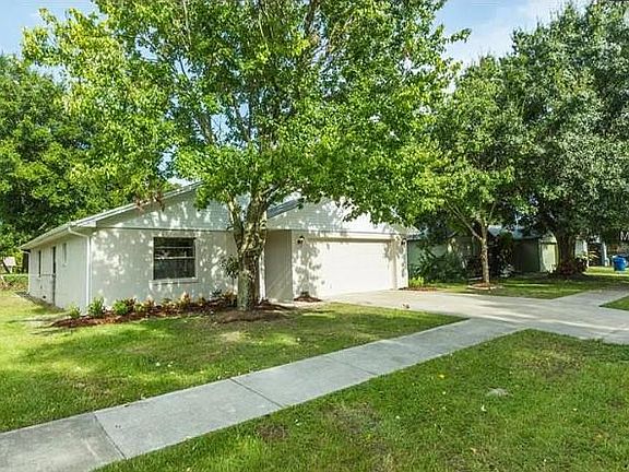 2nd image of 1093 Sunshine Way SW