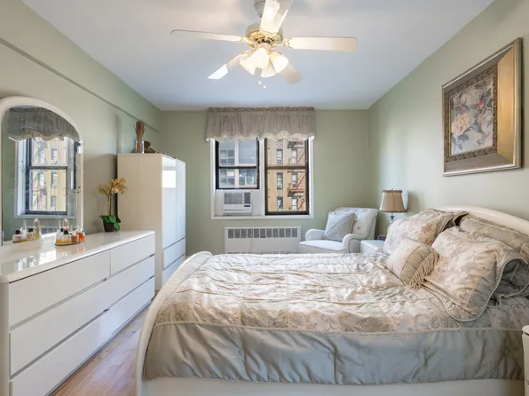 3060 Ocean Avenue image 10 of 14