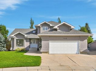 122 Lavalee PLACE, Saskatoon, SK S7J 5K7