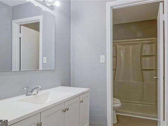 2nd image of 3575 Oakvale Rd APT 305