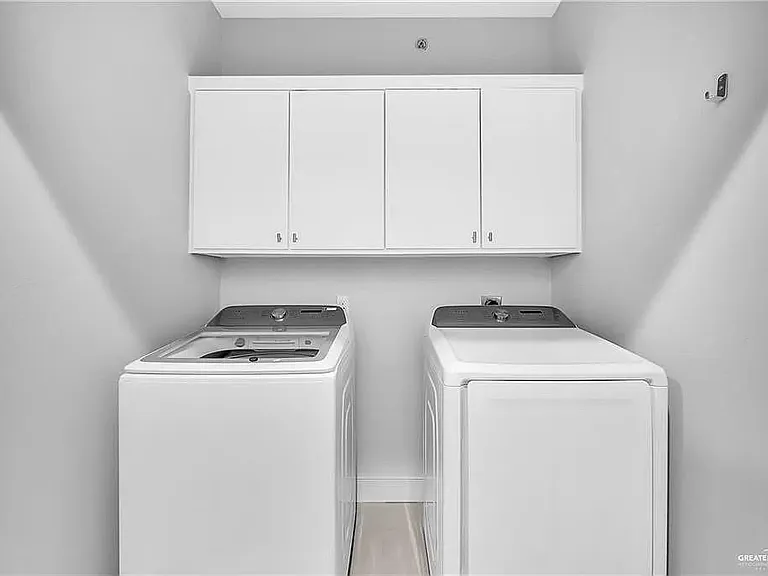 3016 S L St #1 — Photo 11
