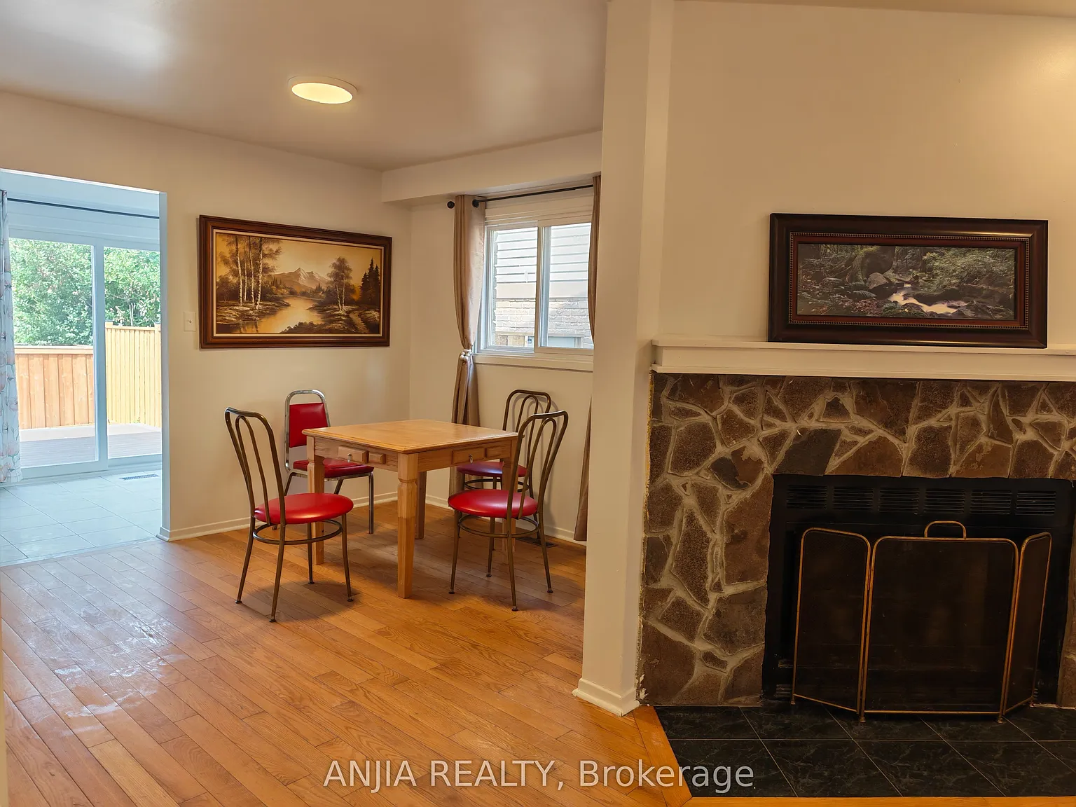 4 bed, $3,000 — Photo 3