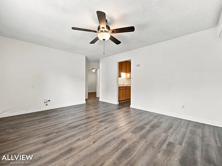 1245-1251 Lyons Ln — Photo 5
