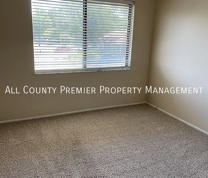 1752 Memphis Ave — Photo 7