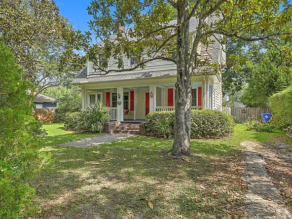 4th image of 2154 Saint James Dr