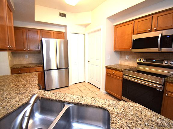 5th image of 276 Murcia Dr APT 208