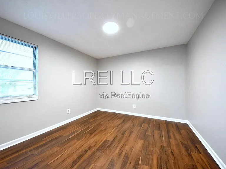 160 W Blue Lick Rd #4 — Photo 6