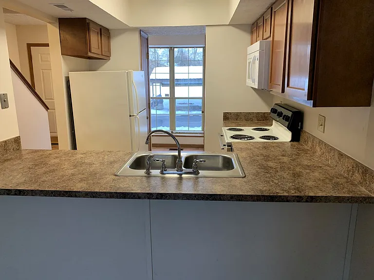 5852 Aqua Bay Dr — Photo 8