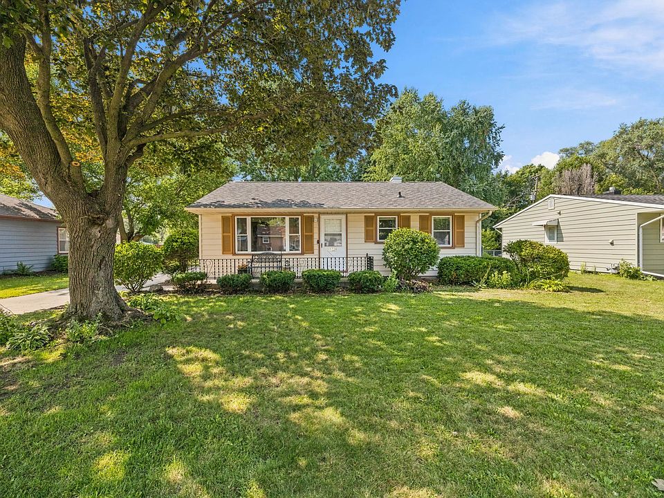 1st image of 1726 Arbor Dr