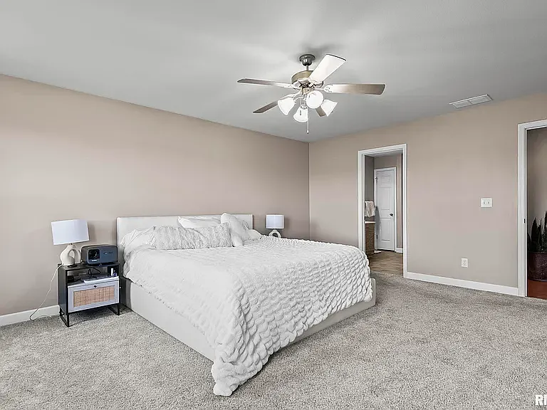 2721 Carl Prairie Dr — Photo 13
