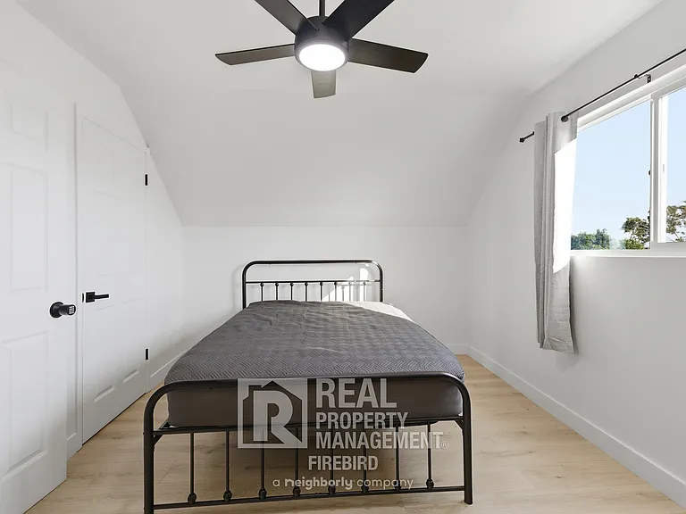 4112 S Grandview Ave — Photo 21