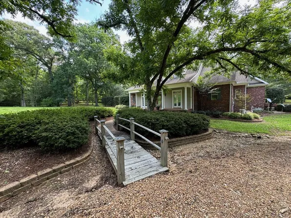 1092 Carpenter Ln, Summit, MS 39666