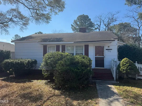 102 Laurel Lake Rd, Salemburg, NC 28385