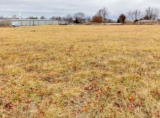 2 Tanner Ct, Lebanon, MO 65536