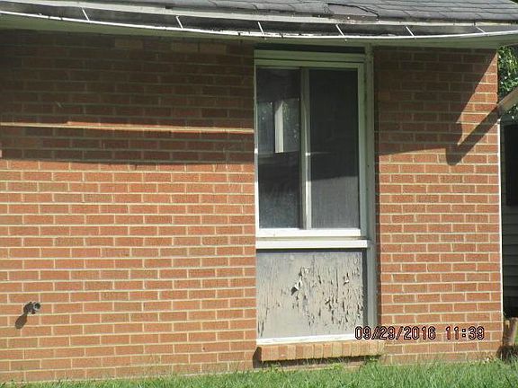2nd image of 1574 Huxley Dr