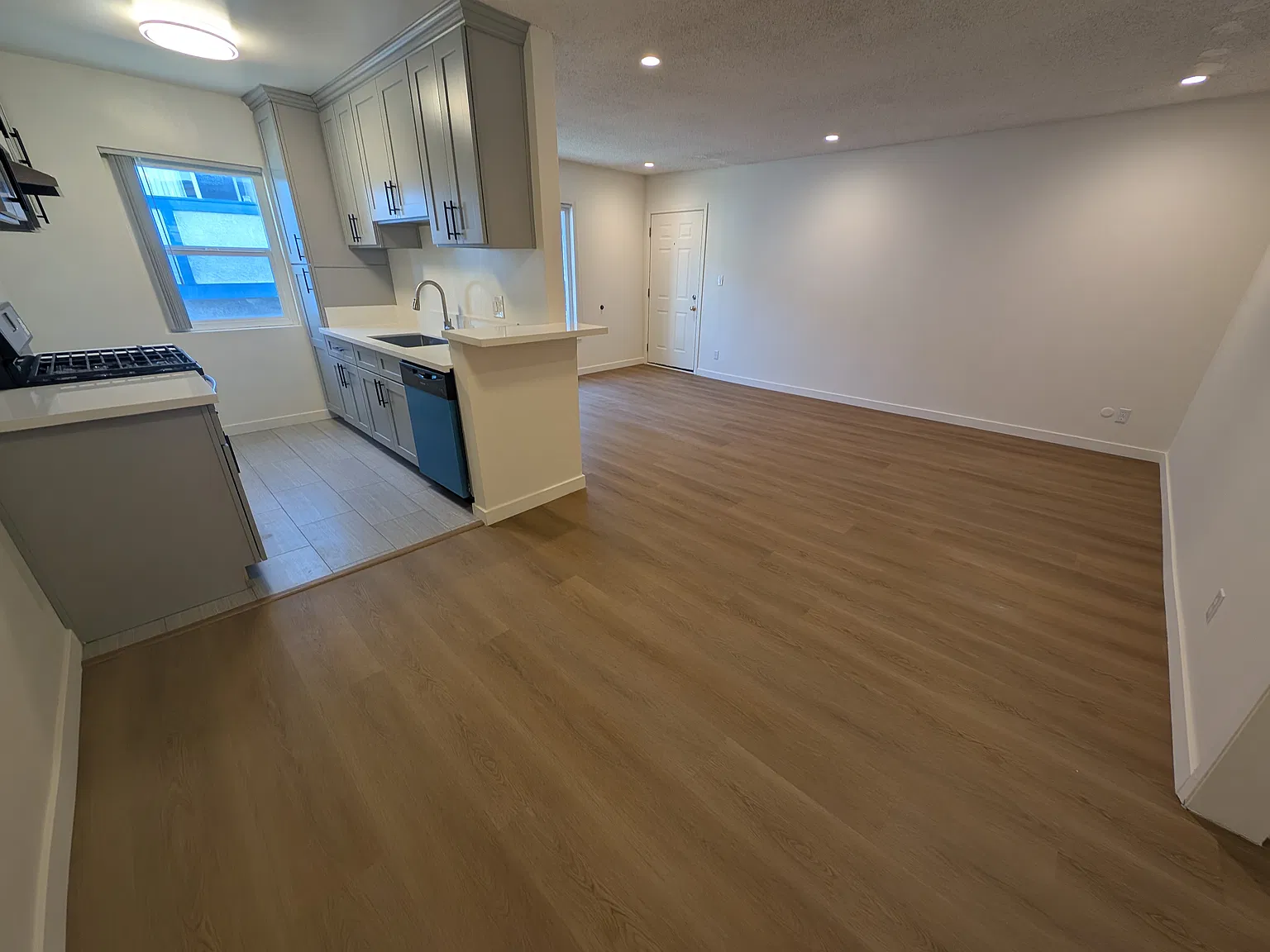 1 bed, 625 sqft, $2,200 — Photo 4