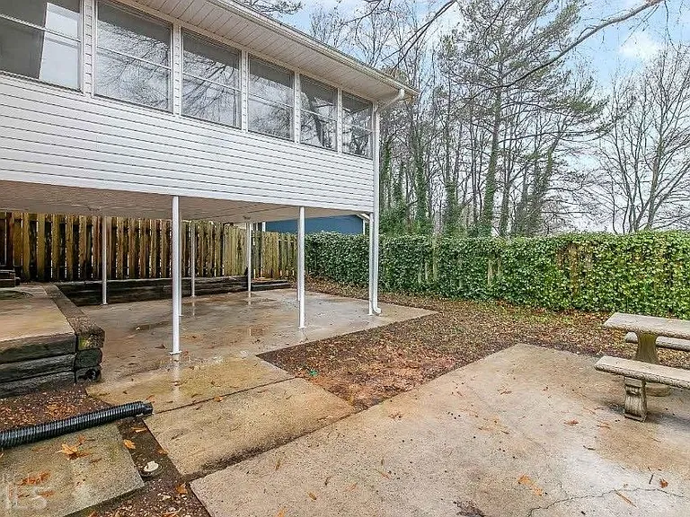 209 Pioneer Trl — Photo 23