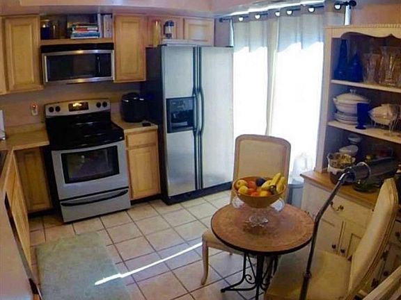 2nd image of 3704 Chimney Creek Dr