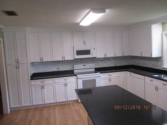 4th image of 154 Todd Dr