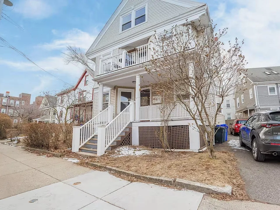 78 Chester St #2