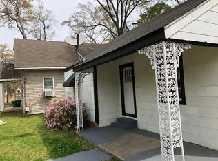 922 Adams St, Grenada, MS 38901