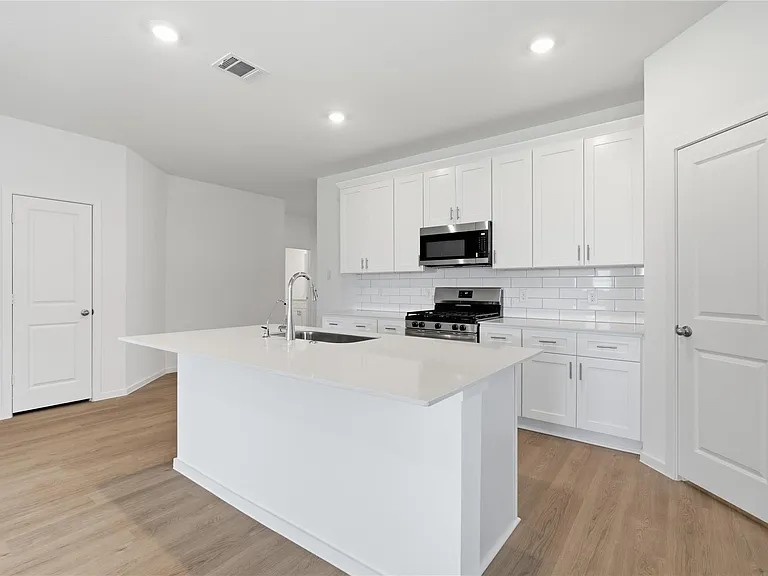 9030 Shady Cabana Way — Photo 5