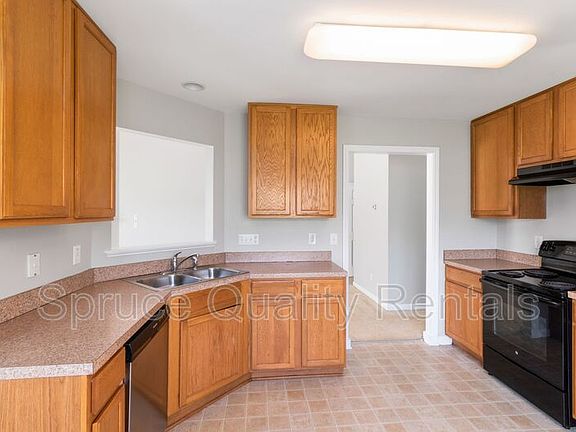 3rd image of 1112 Sweet Gale Dr