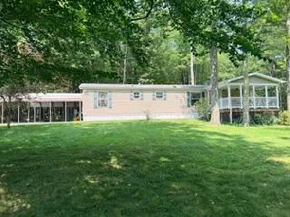 445 Airport Rd, Falls Creek, PA 15840