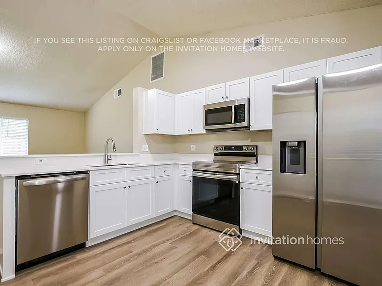 328 Inglenook Cir — Photo 8