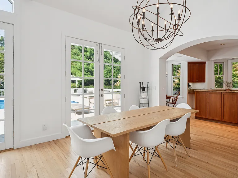 7 Fairway Ct — Photo 8