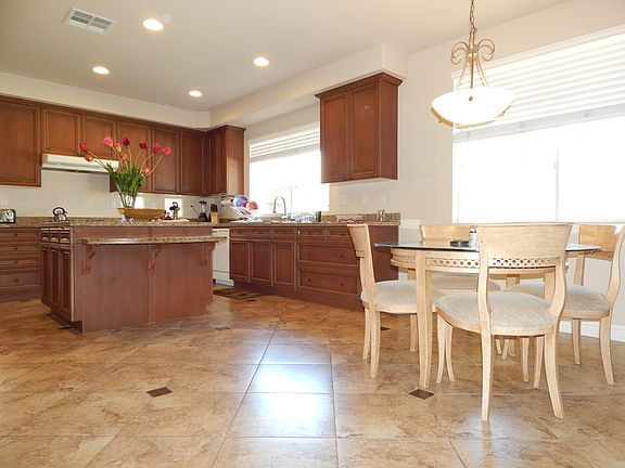 3rd image of 10640 Porta Romana Ct
